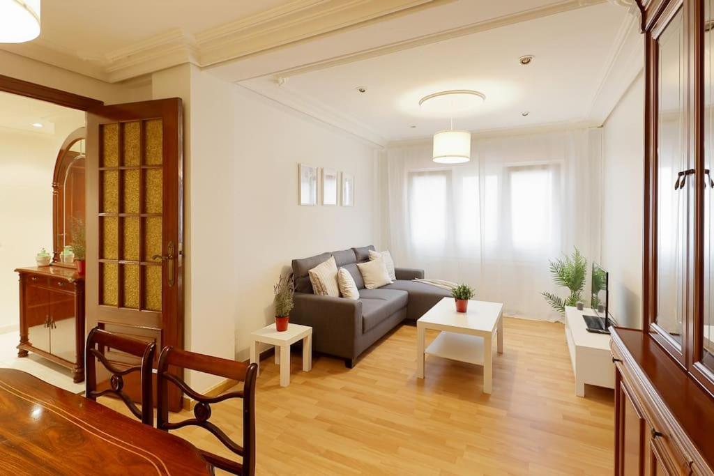 621B Acogedor Apartamento اوفيدو المظهر الخارجي الصورة